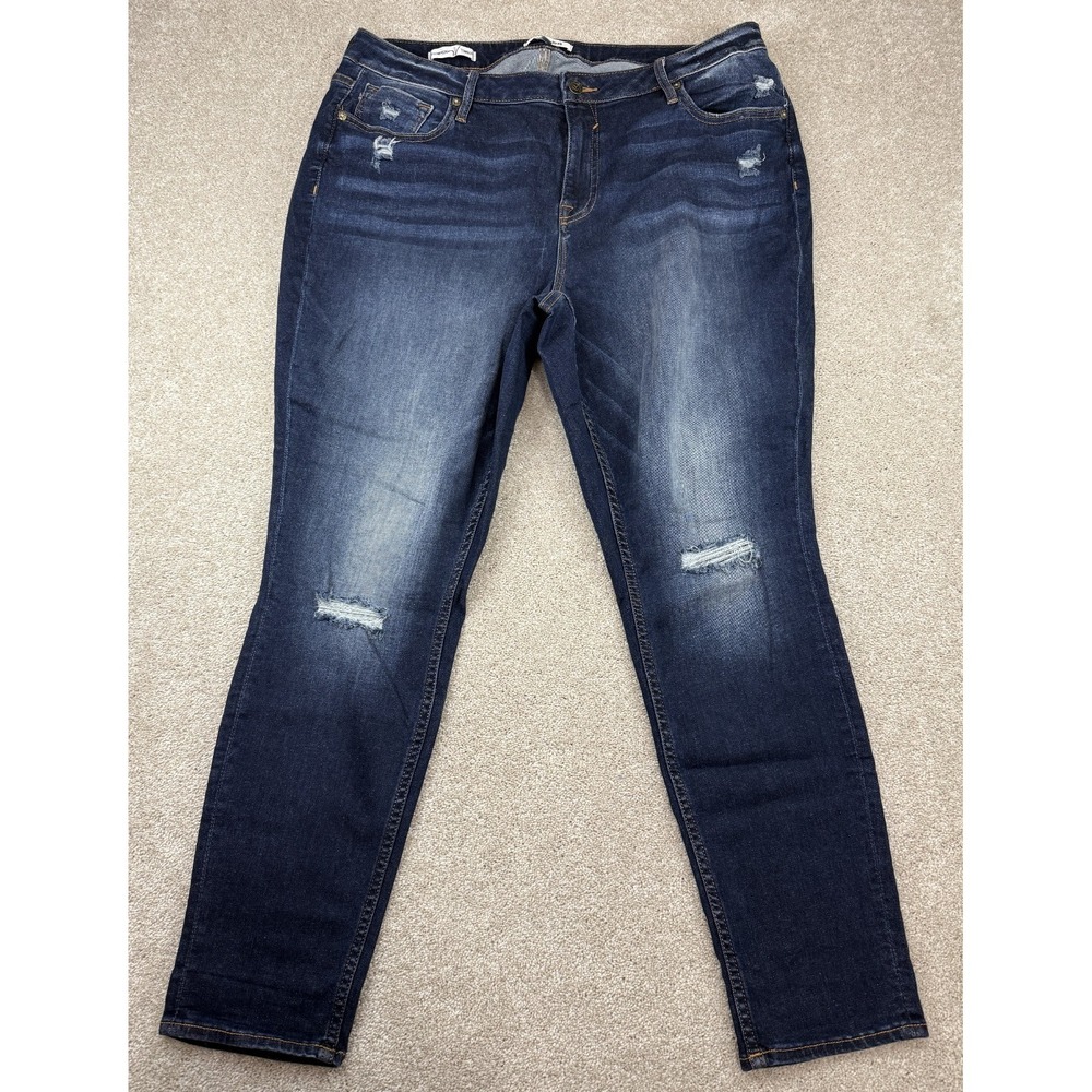 Vigoss Thompson Tomboy Women's 18 Stretch High-Rise Distressed Blue Dark Wash